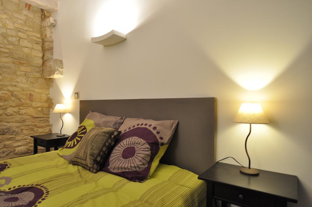 Le Clos De Fernande Corcelles-les-Arts 部屋 写真