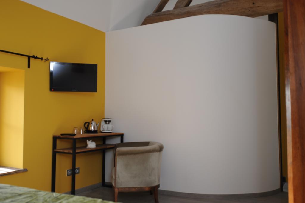 Le Clos De Fernande Corcelles-les-Arts 部屋 写真